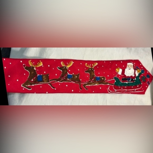“HO! HO! HO!” Save the Children Christmas Silk Necktie - design by Pete, age 13 - Picture 1 of 11